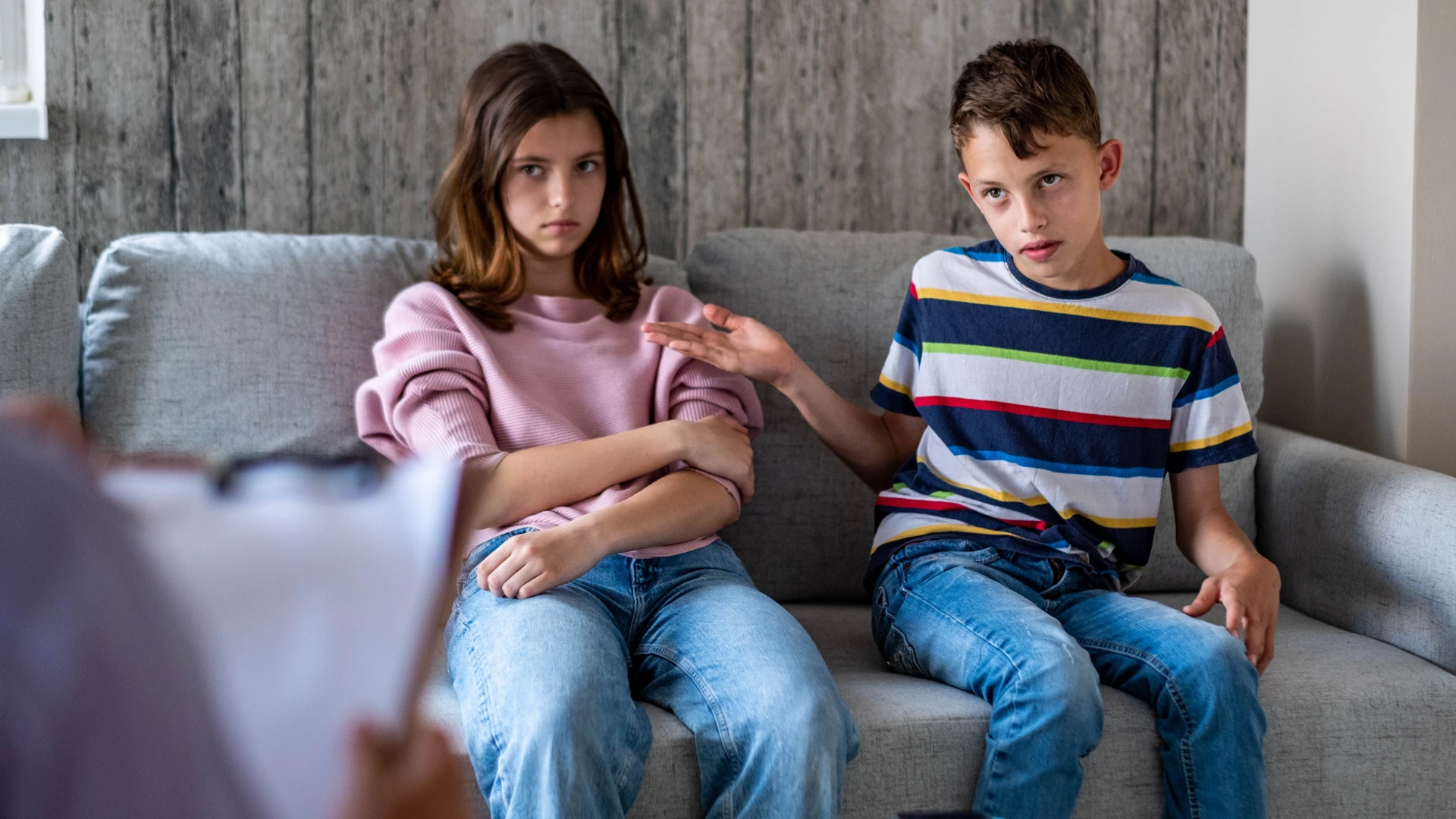 ayuda con ninos y adolescentes